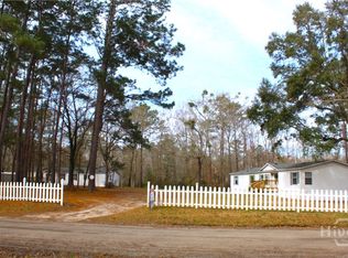 776 Phillips Rd, Midway, GA 31320