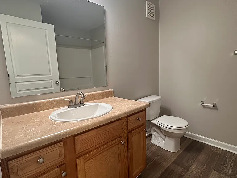 Unit 26 Full Bath