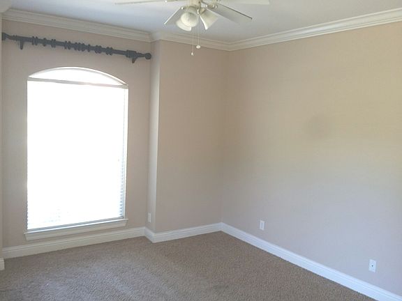 3rd image of 5734 Hannah Ct