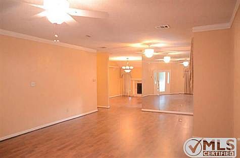 4th image of 3005 Rustic Woods Dr