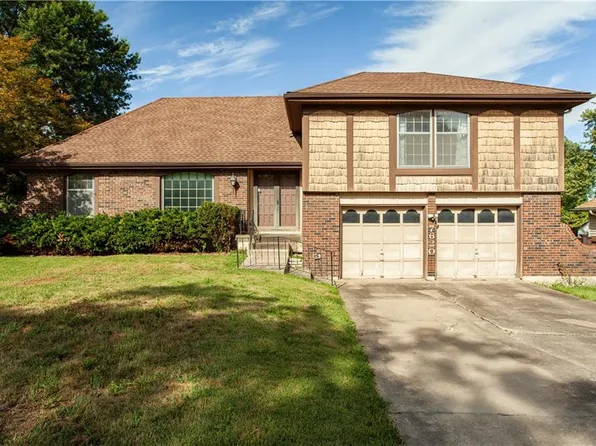 7620 Crisp Ave, Raytown, MO 64138