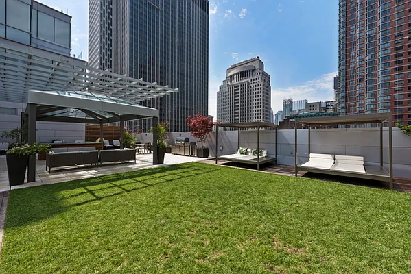 Rented by Compass | media 30