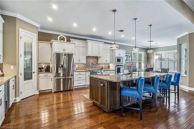 1st image of 22933 Forest Edge Ct