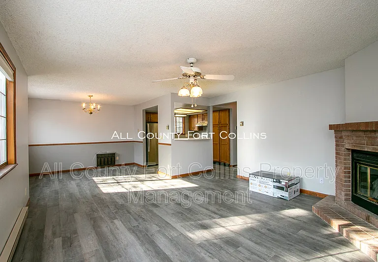 2450 Hampshire Rd #6 — Photo 7