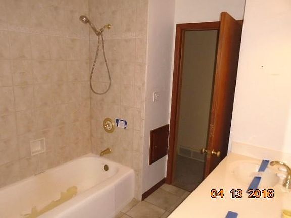 5th image of 241 S Greenfield Ave