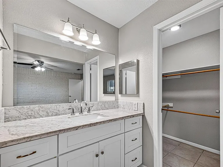 16614 Blackhawk Blvd — Photo 17