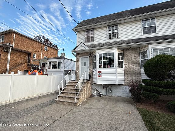 2nd image of 102 Weed Ave