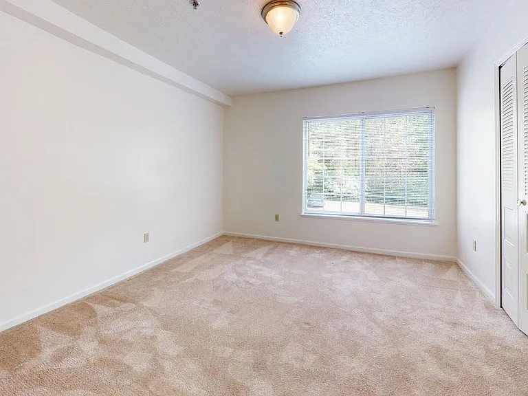 Trillium Pointe Apartment Homes — Photo 48