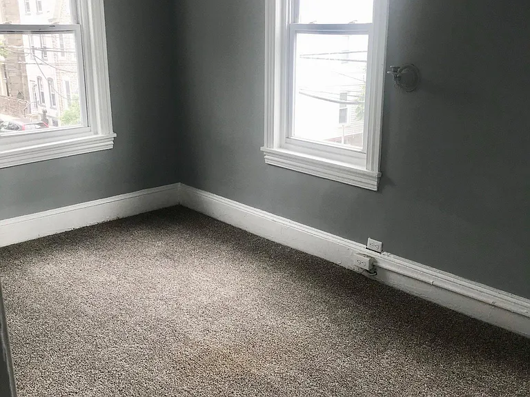174 Grape St #1 — Photo 9