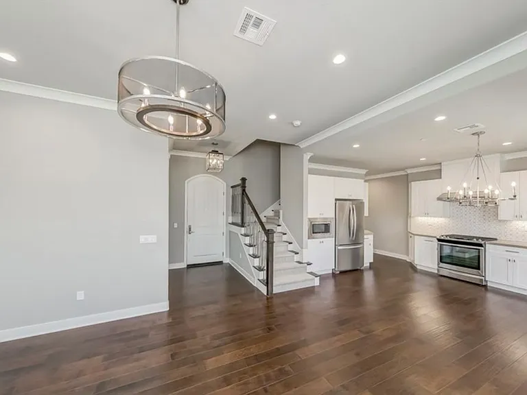 139 Alice St #A — Photo 2