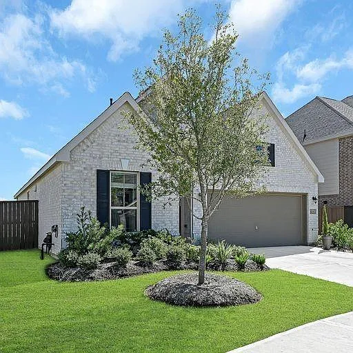 3 bed, 2.0 bath, 1710 sqft, $2,500 — Photo 3