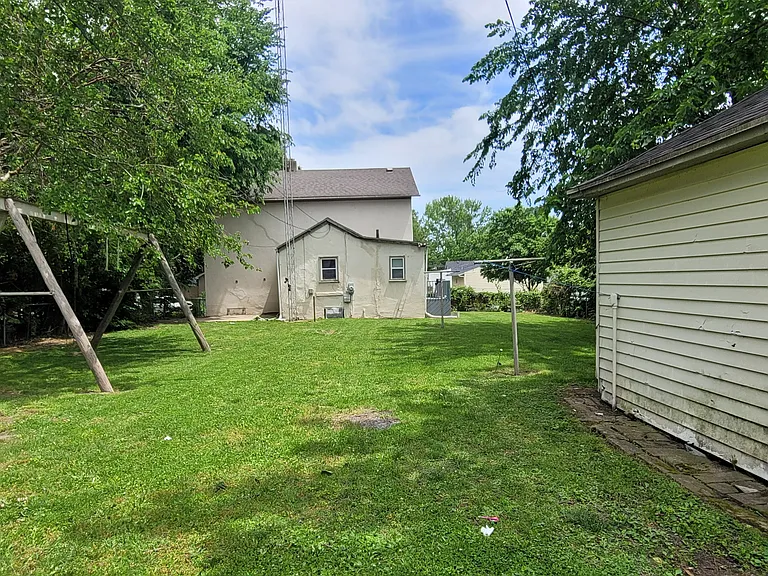 373 N Adams St — Photo 4