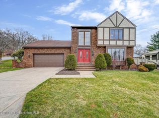 1000 W State St, Archbald, PA 18403