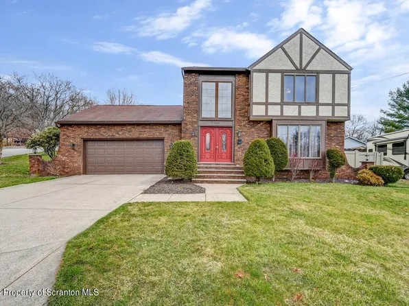 1000 W State St, Archbald, PA 18403