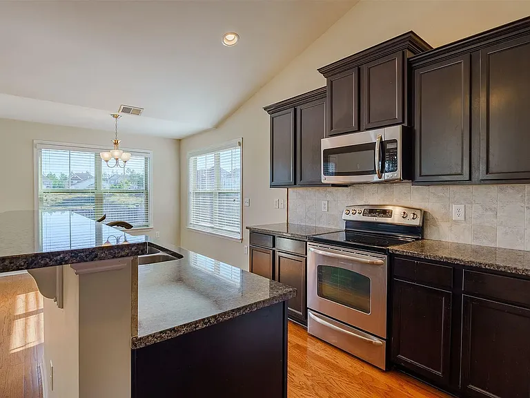 318 Keegan Rock Ct — Photo 6