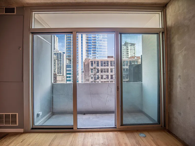 630 N Franklin St #605 — Photo 10