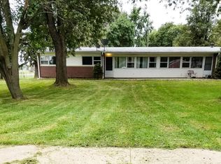 3824 NW 49th St, Lincoln, NE 68524