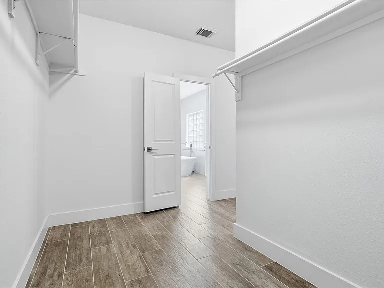 59 Champion Villa Dr — Photo 23