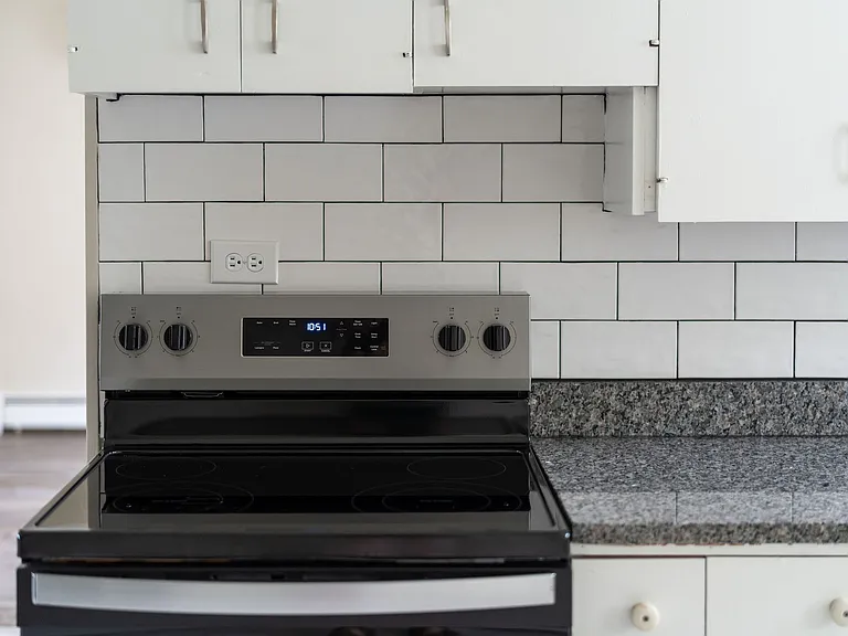 901 W 11th St #3 — Photo 14