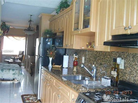 2nd image of 6490 Collins Ave APT 17