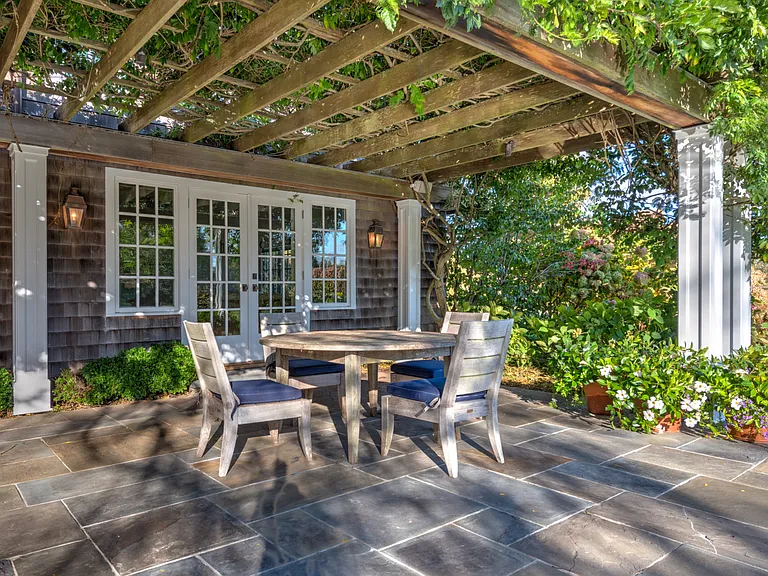 587 Sagaponack Rd — Photo 67