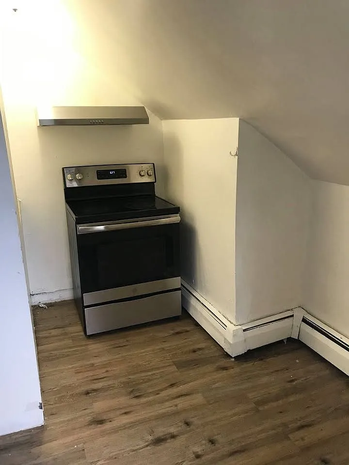 2 bed, 1.5 bath, 1000 sqft, $2,100 — Photo 4