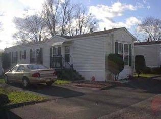 451 Kenbury Rd, Branchburg, NJ 08876