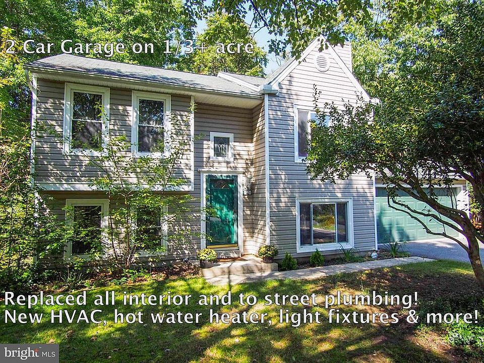 1st image of 324 Council Oak Dr