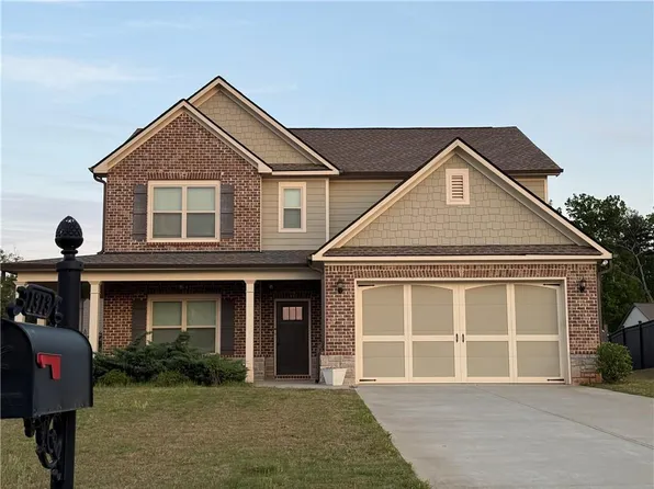 1313 Calgary Lake Dr, Winder, GA 30680