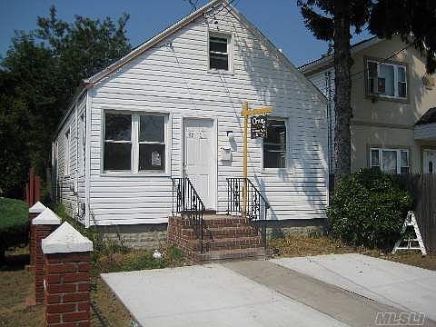 NICE HOUSE
