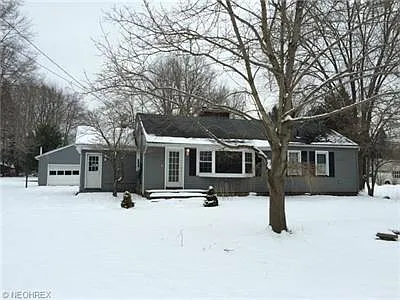 798 Rosegarden Dr NE photo 1