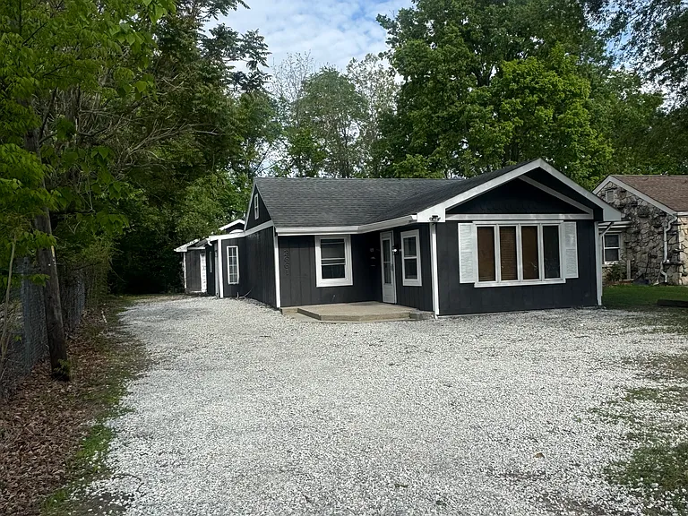 3661 Sherman Dr — Photo 1