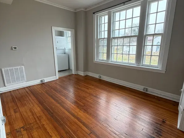 Monticello Terrace Apartments, 212 Jefferson Ave #B, Danville, VA 24541