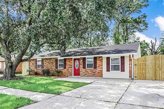 1st image of 2841 Virginia Lee Dr