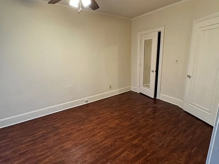 1132 Crosby St — Photo 3