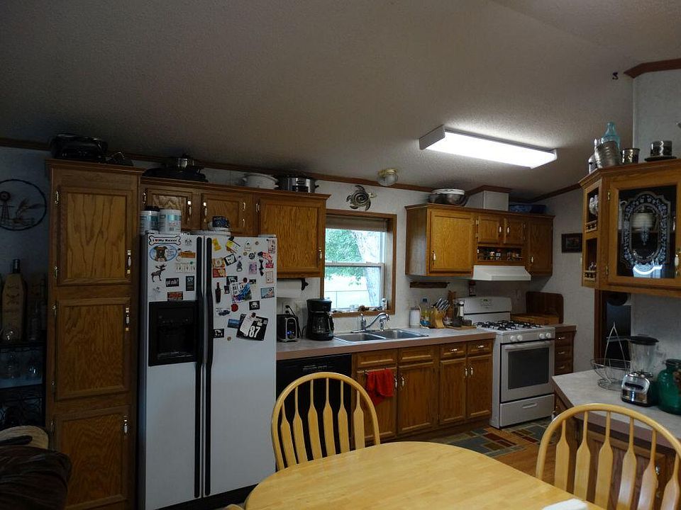 301 Rocklyn Ave, Lewistown, MT 59457 MLS 23343 Zillow