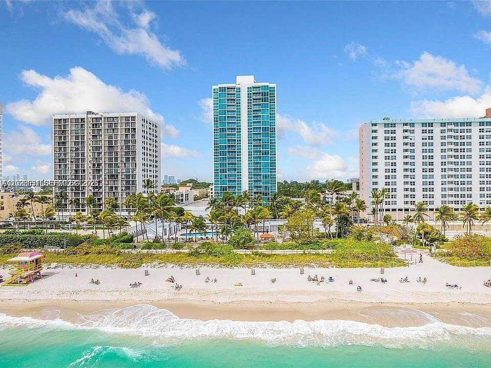 Mirasol Ocean Towers Cond — Photo 4