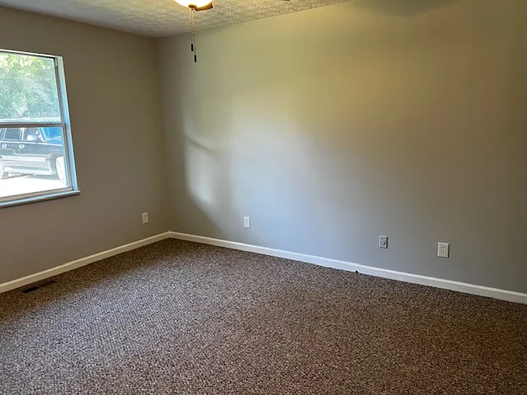 702 Pearson Springs Rd — Photo 6