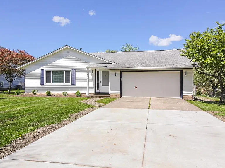 1701 Glenwood Dr — Photo 35