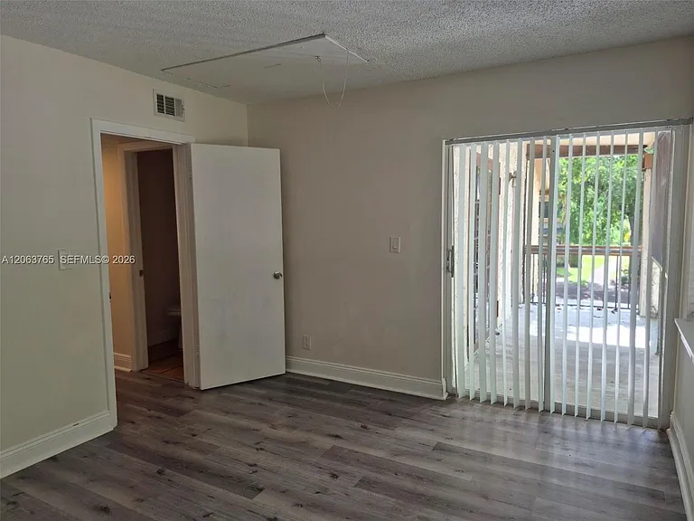 214 Wimbledon Lake Dr #57 — Photo 9