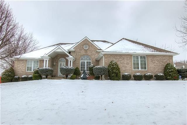 1st image of 3212 Gateway Dr