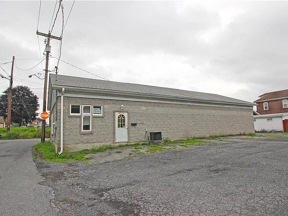 2nd image of 1639 Newport Ave