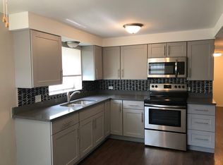 4225 Forest Ave APT E1N, Downers Grove, IL 60515