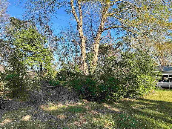 2nd image of 3108 Dudley Rd