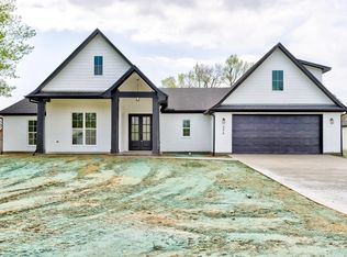 296 Stapper St, Bridge City, TX 77611