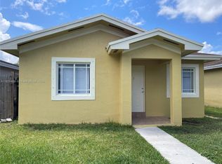 926 SW 8th Pl, Florida City, FL 33034