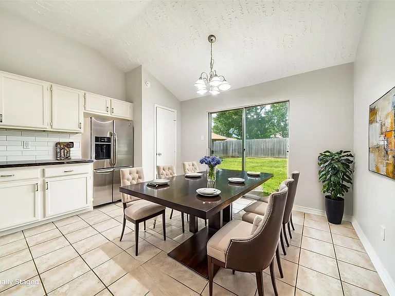 2014 Powder Mist Ln — Photo 12