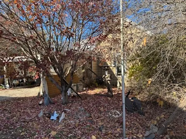 1625 N Marion Ave, Washington, IA 52353