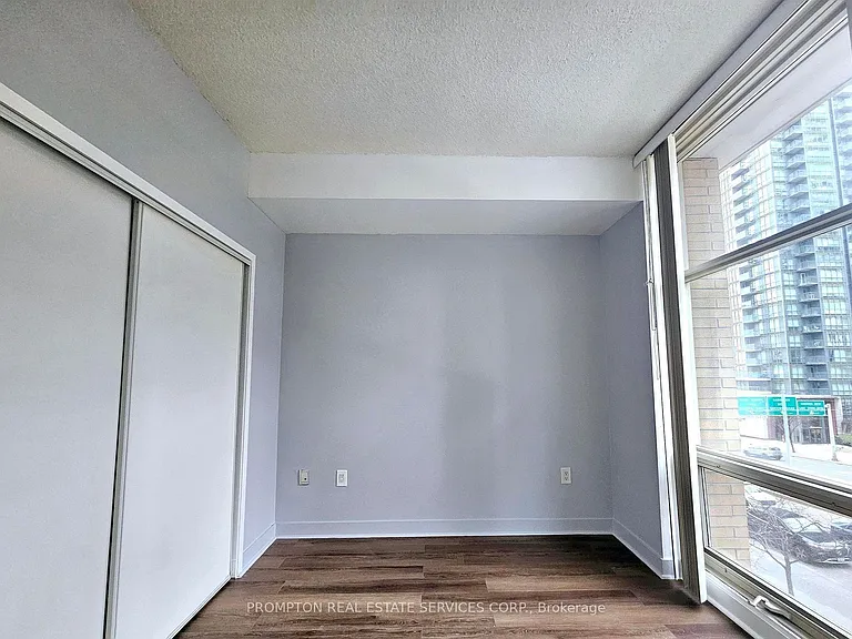 9 Spadina Ave #709 — Photo 10