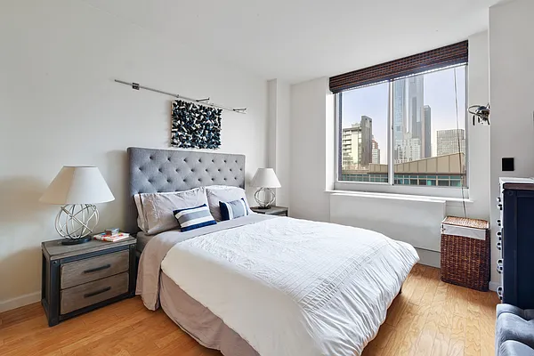 Rented by Compass | media 21